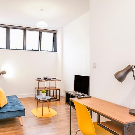 Split Level Studio Apartment In Camden London Ngoại thất bức ảnh